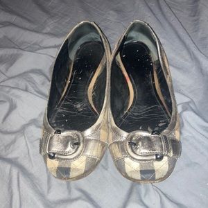 Burberry flats